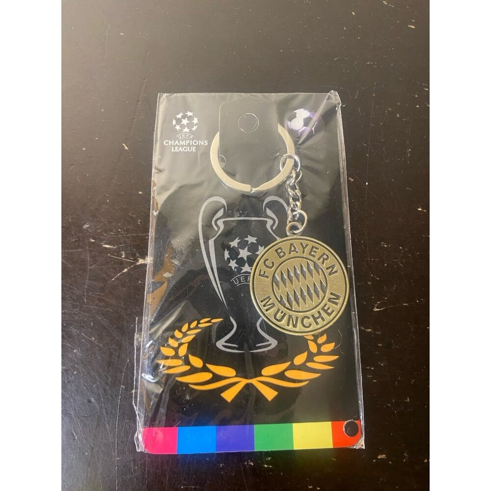 FC Bayern Munich Metal Keychain Soccer Football